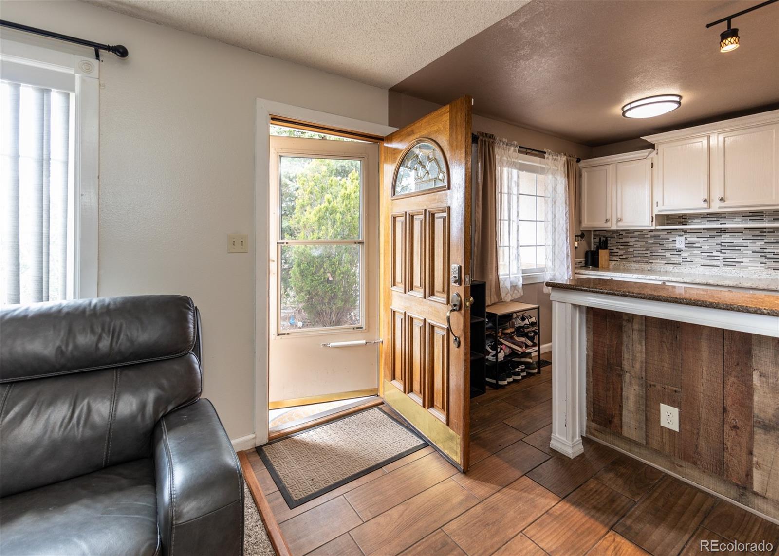 MLS Image #4 for 2013  ambleside drive,colorado springs, Colorado