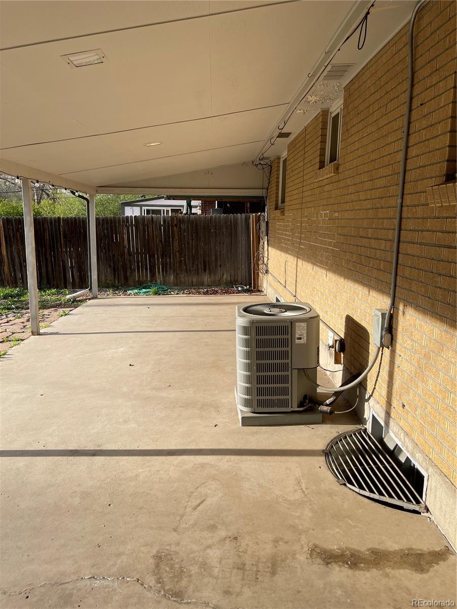 MLS Image #22 for 1971 s dahlia street,denver, Colorado