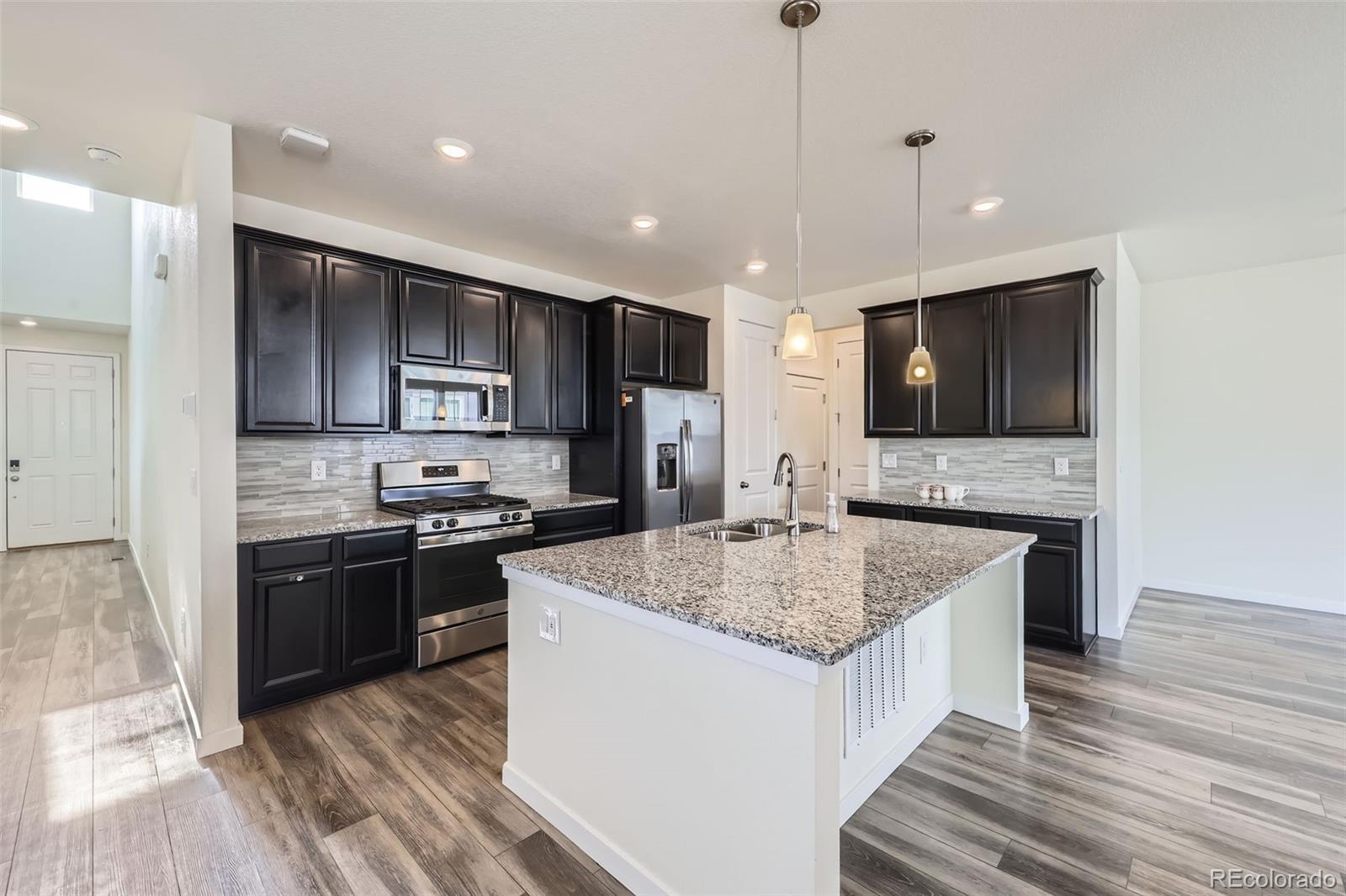 MLS Image #11 for 17530 e 95th avenue,commerce city, Colorado