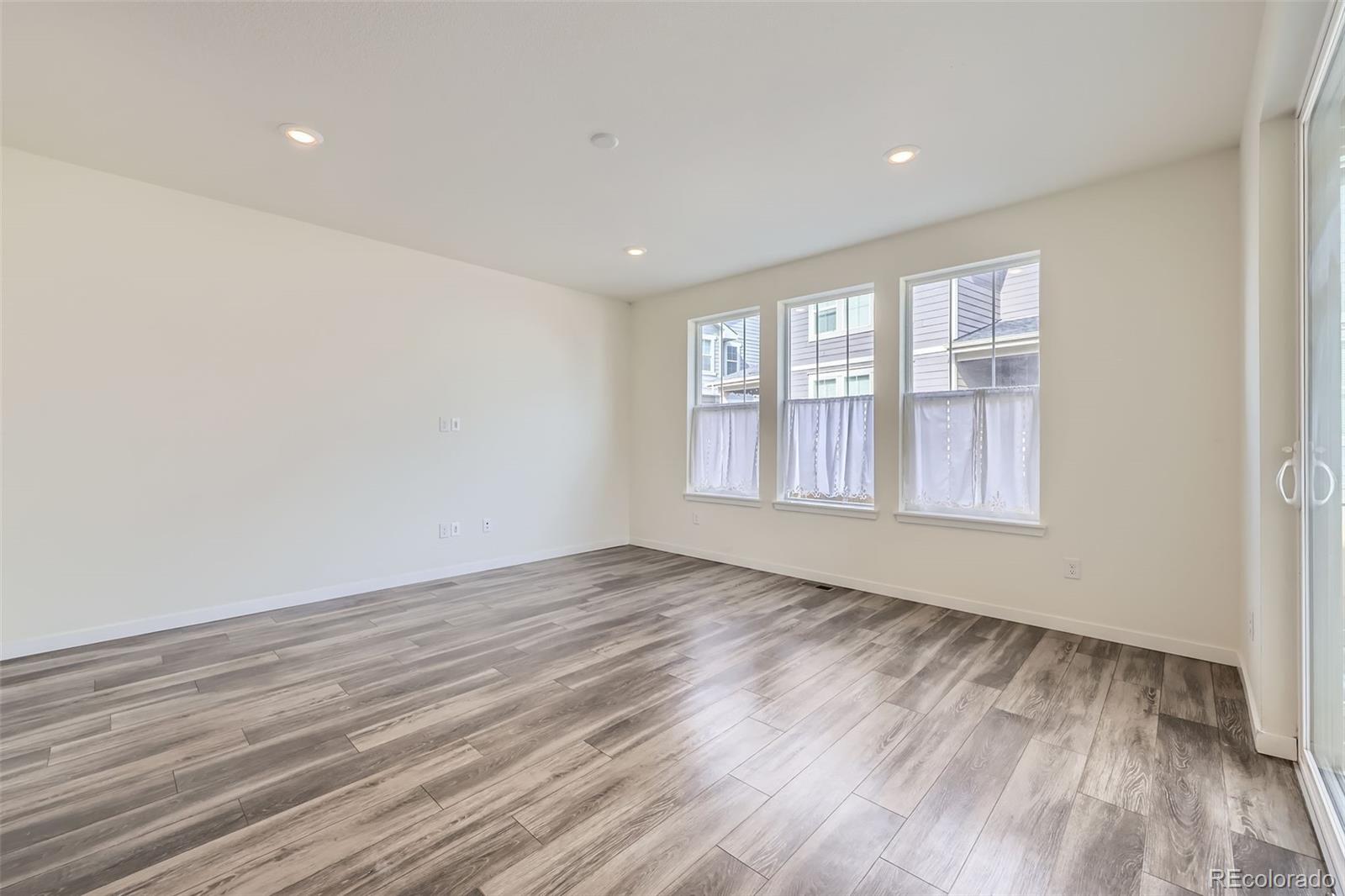 MLS Image #5 for 17530 e 95th avenue,commerce city, Colorado