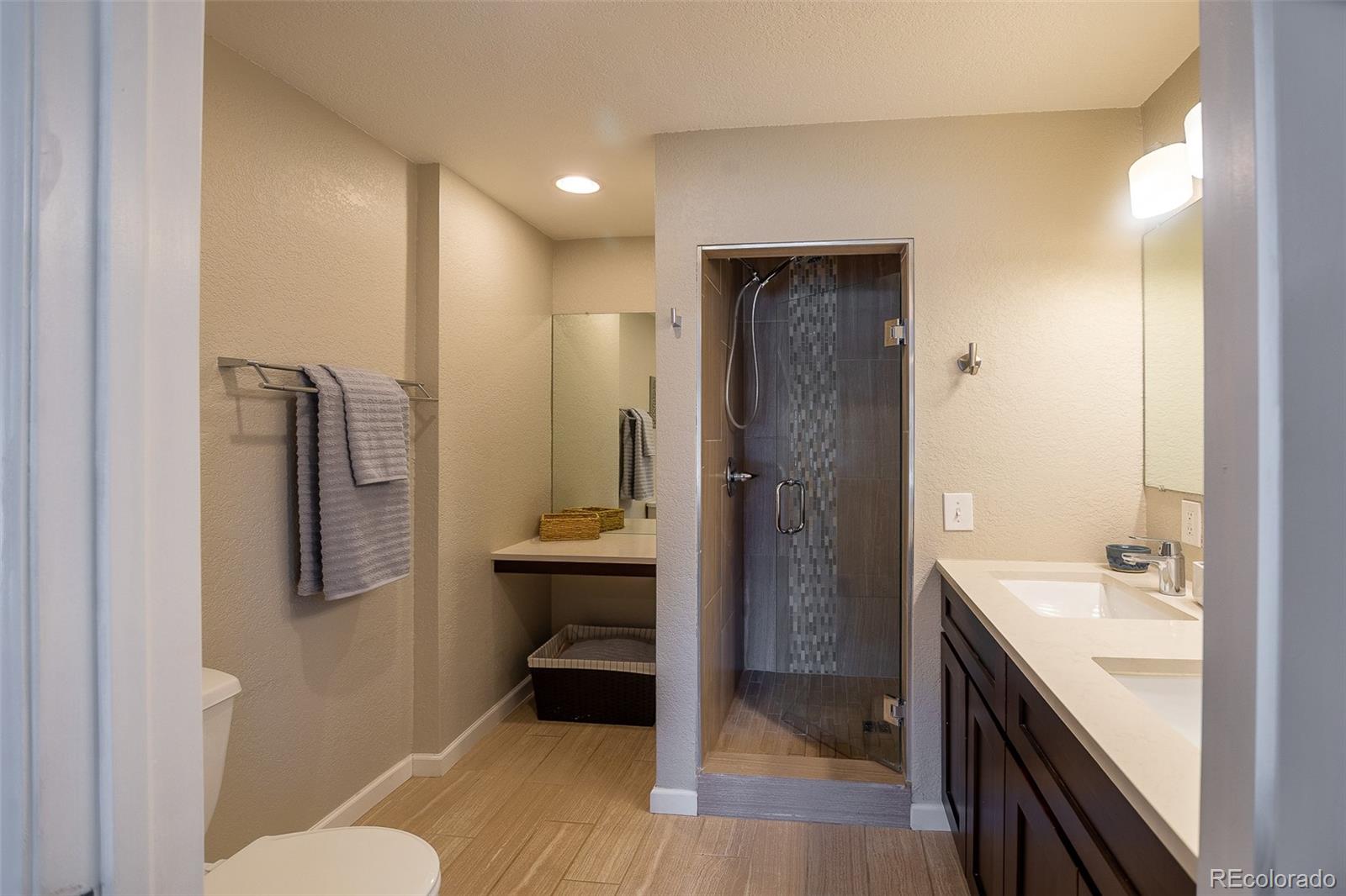 MLS Image #21 for 4825 s delaware street,englewood, Colorado