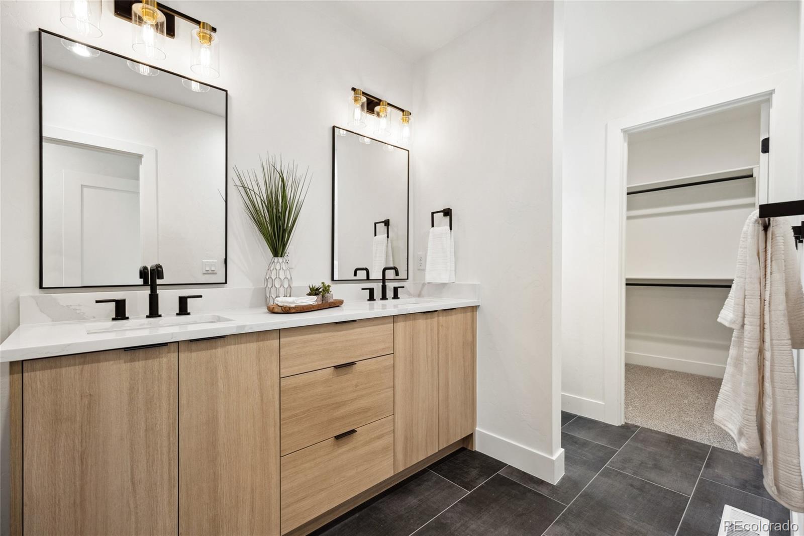 MLS Image #16 for 1745  lowell boulevard,denver, Colorado
