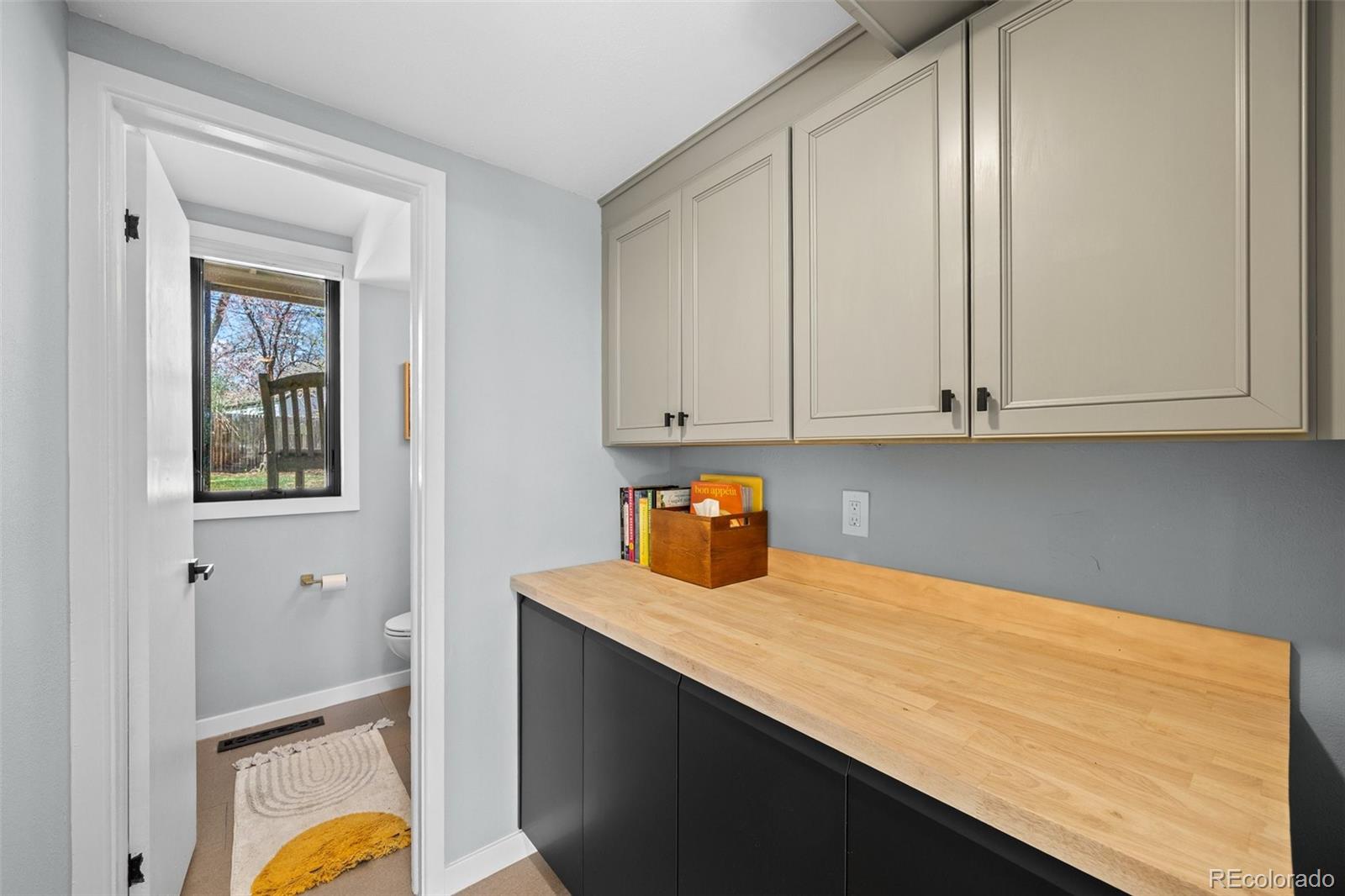 MLS Image #12 for 1485 s jasmine way,denver, Colorado