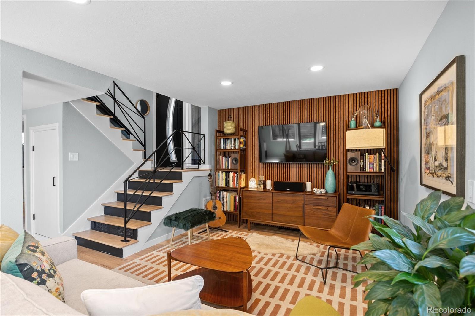 MLS Image #7 for 1485 s jasmine way,denver, Colorado