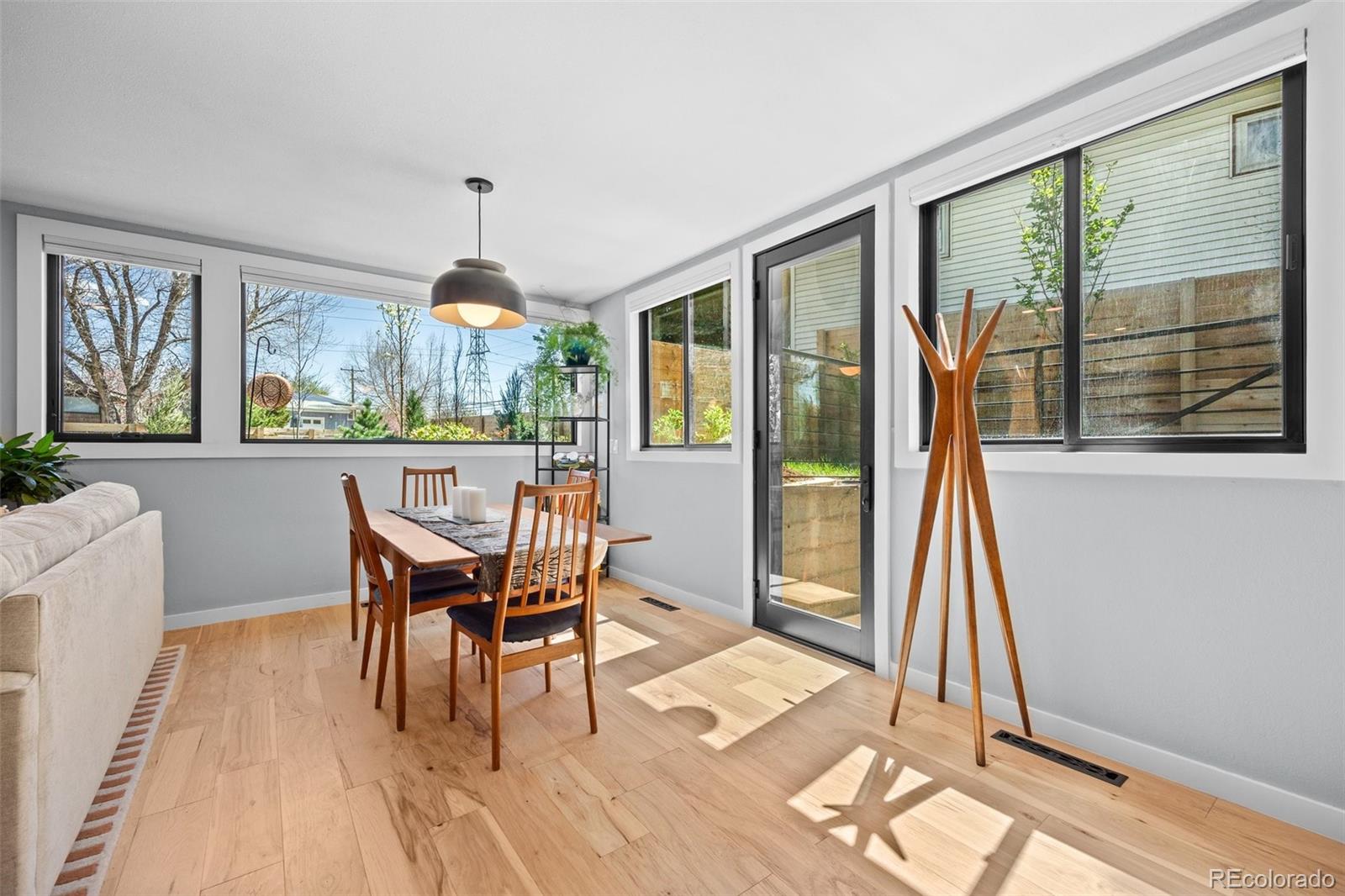 MLS Image #8 for 1485 s jasmine way,denver, Colorado