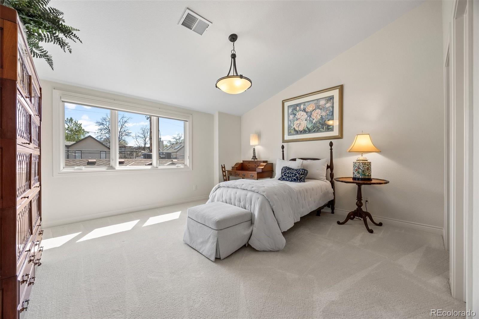 MLS Image #38 for 344  saint paul street,denver, Colorado