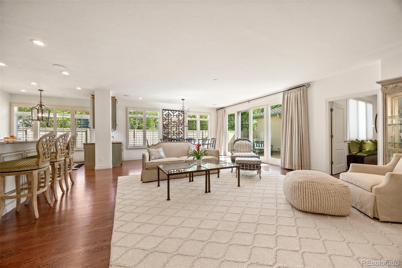 MLS Image #7 for 344  saint paul street,denver, Colorado