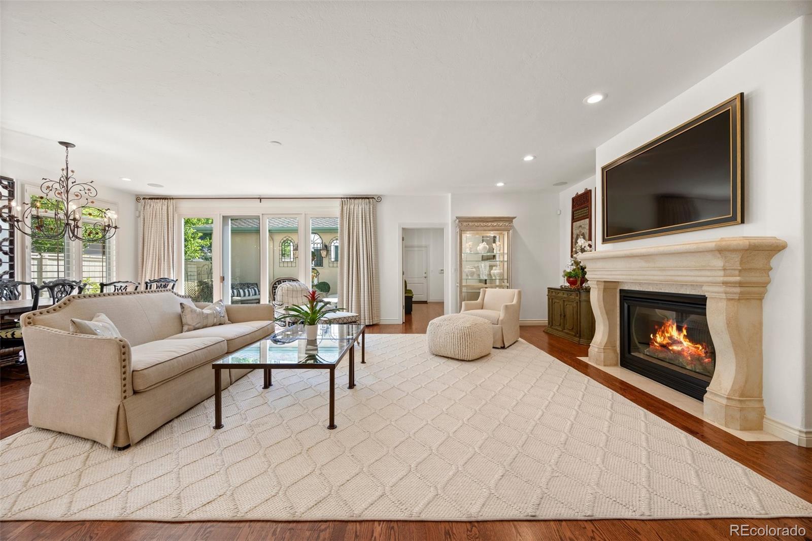 MLS Image #8 for 344  saint paul street,denver, Colorado