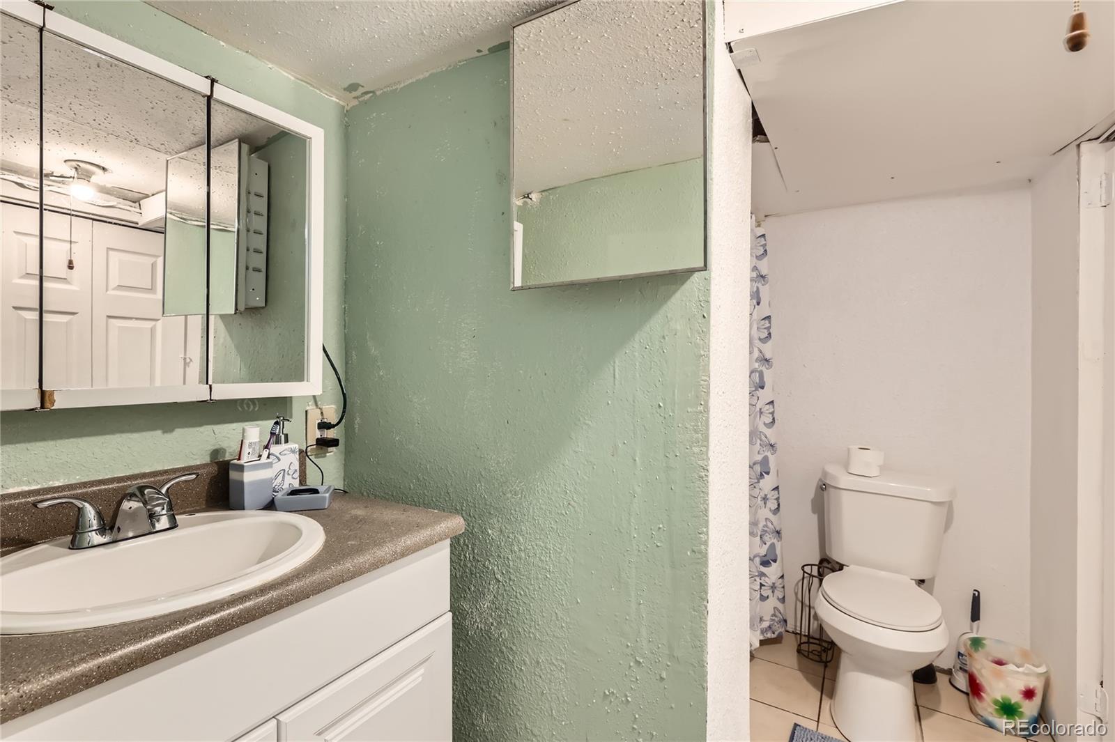 MLS Image #26 for 655 s perry street,denver, Colorado