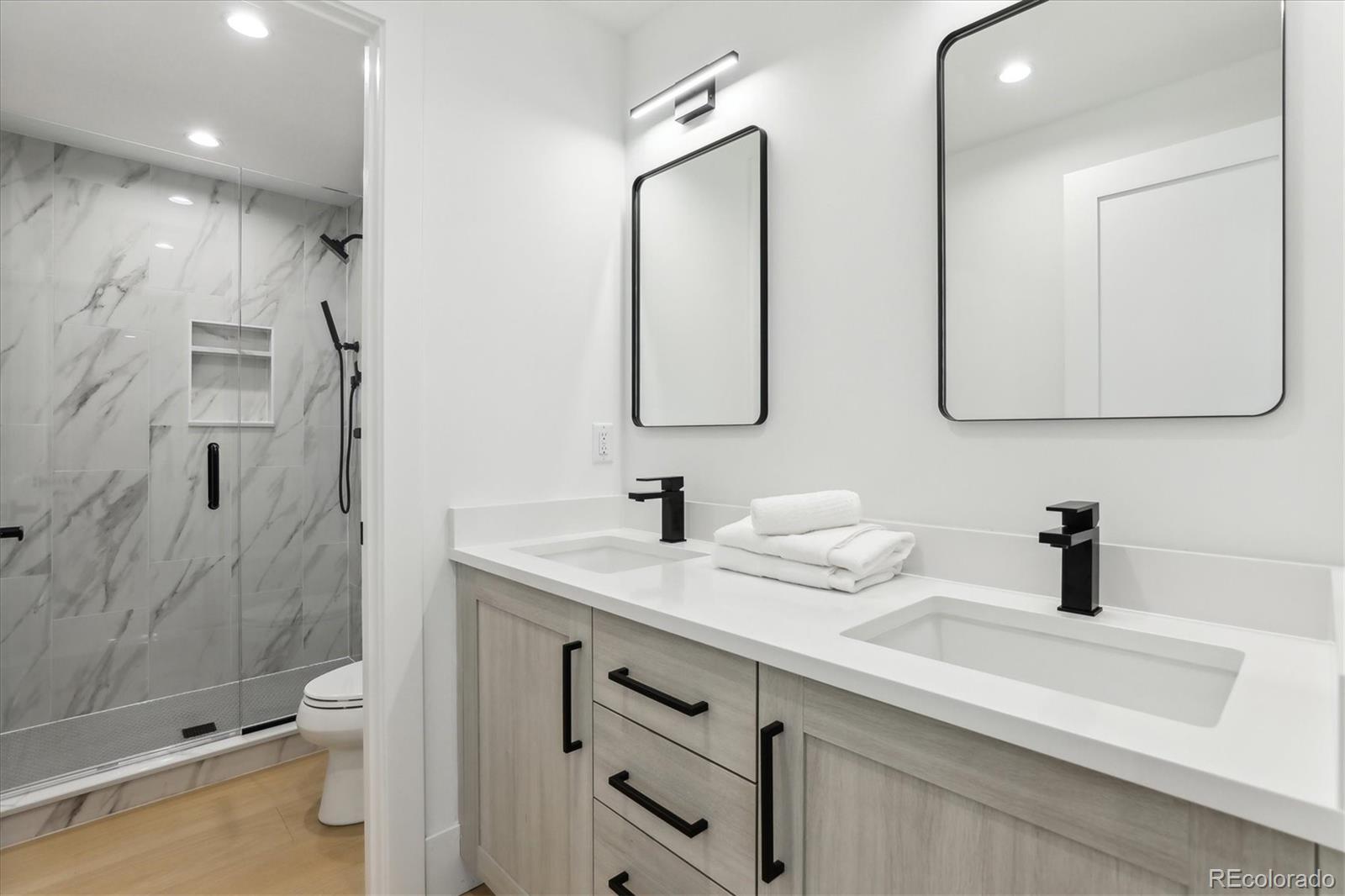 MLS Image #47 for 2900 s adams street,denver, Colorado