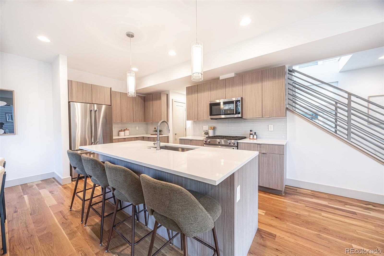 MLS Image #3 for 822  fairfax street,denver, Colorado
