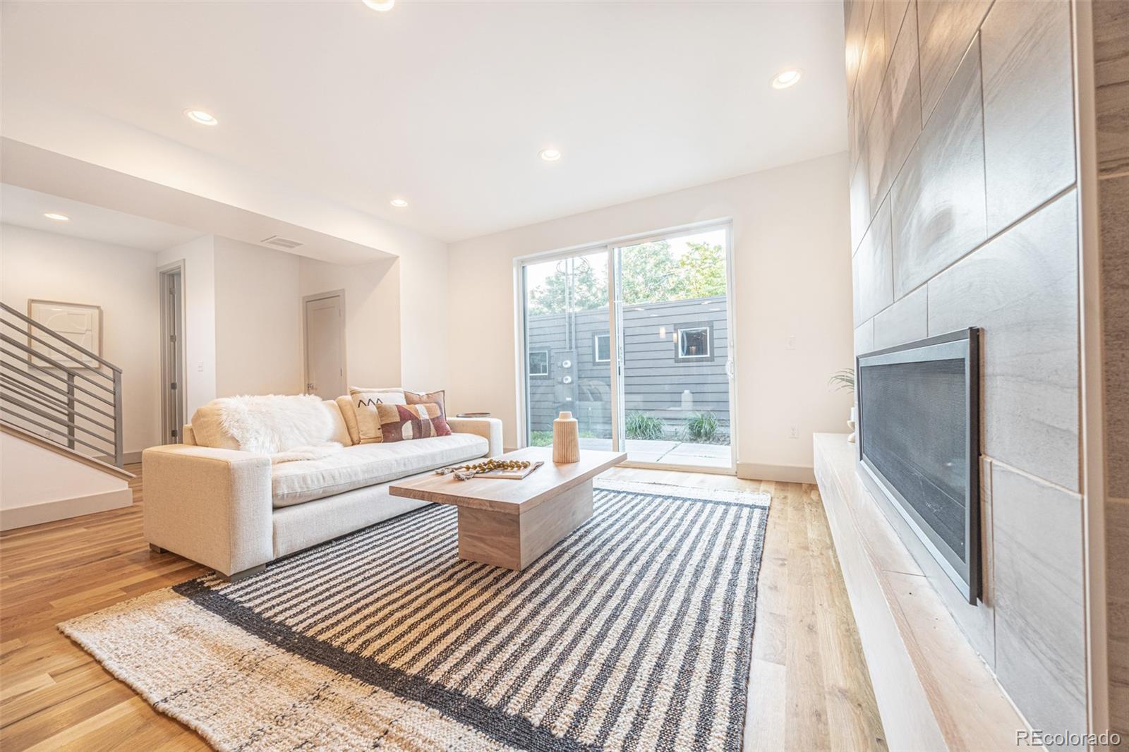 MLS Image #6 for 822  fairfax street,denver, Colorado