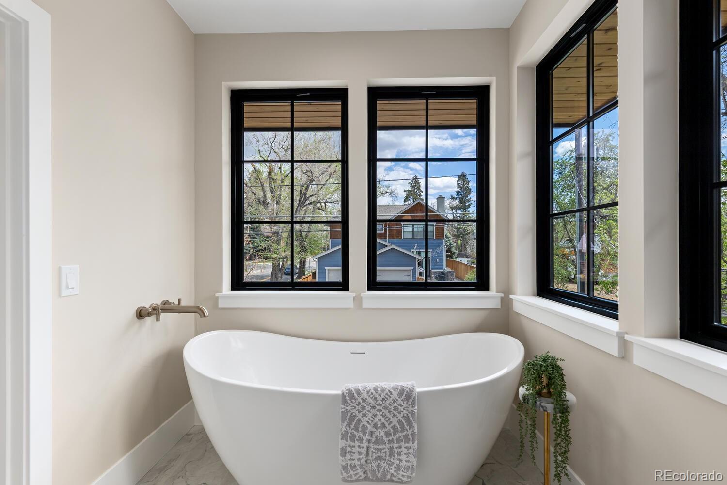 MLS Image #21 for 1100 s elizabeth street,denver, Colorado