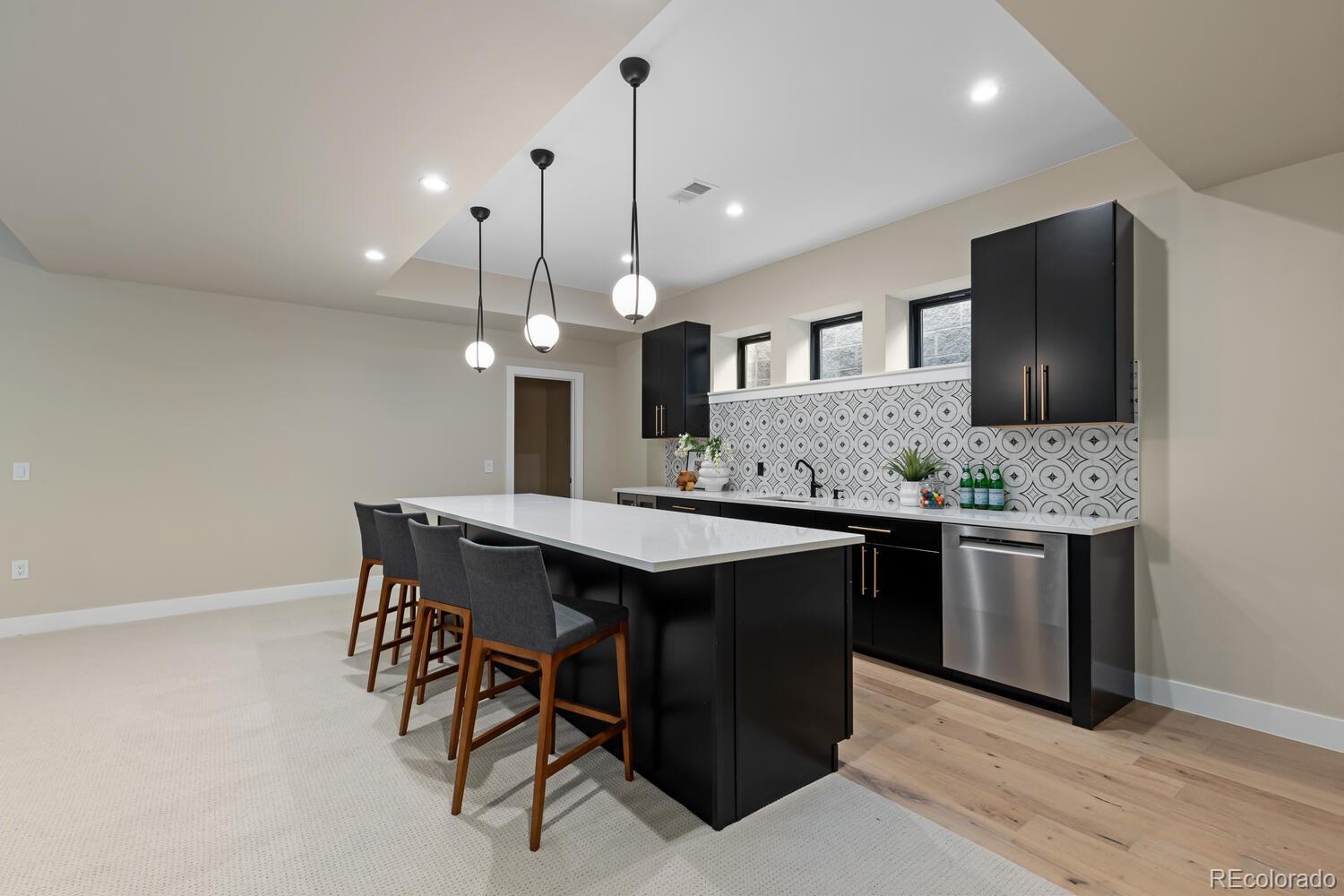 MLS Image #29 for 1100 s elizabeth street,denver, Colorado