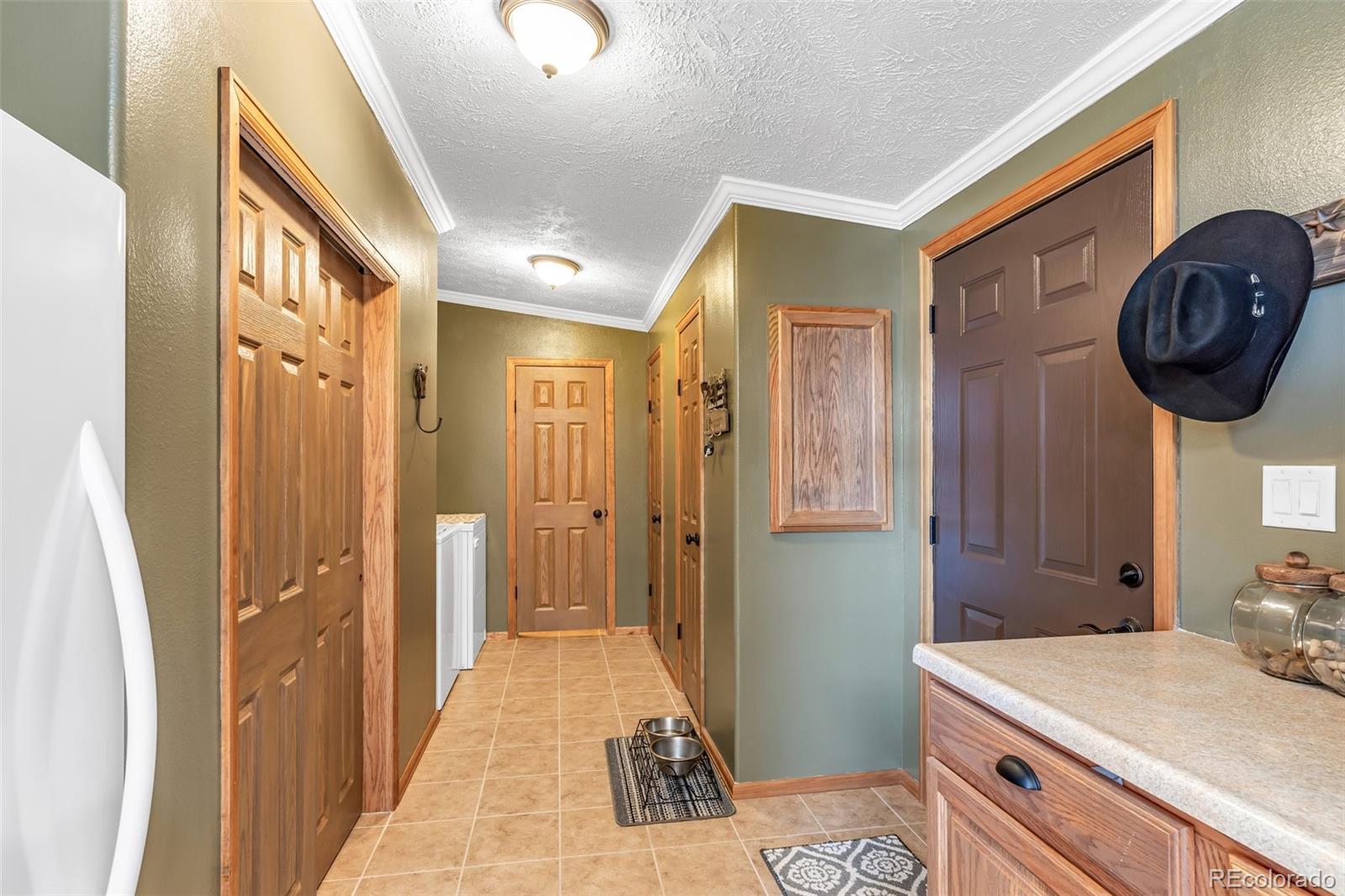 MLS Image #16 for    ,, Colorado