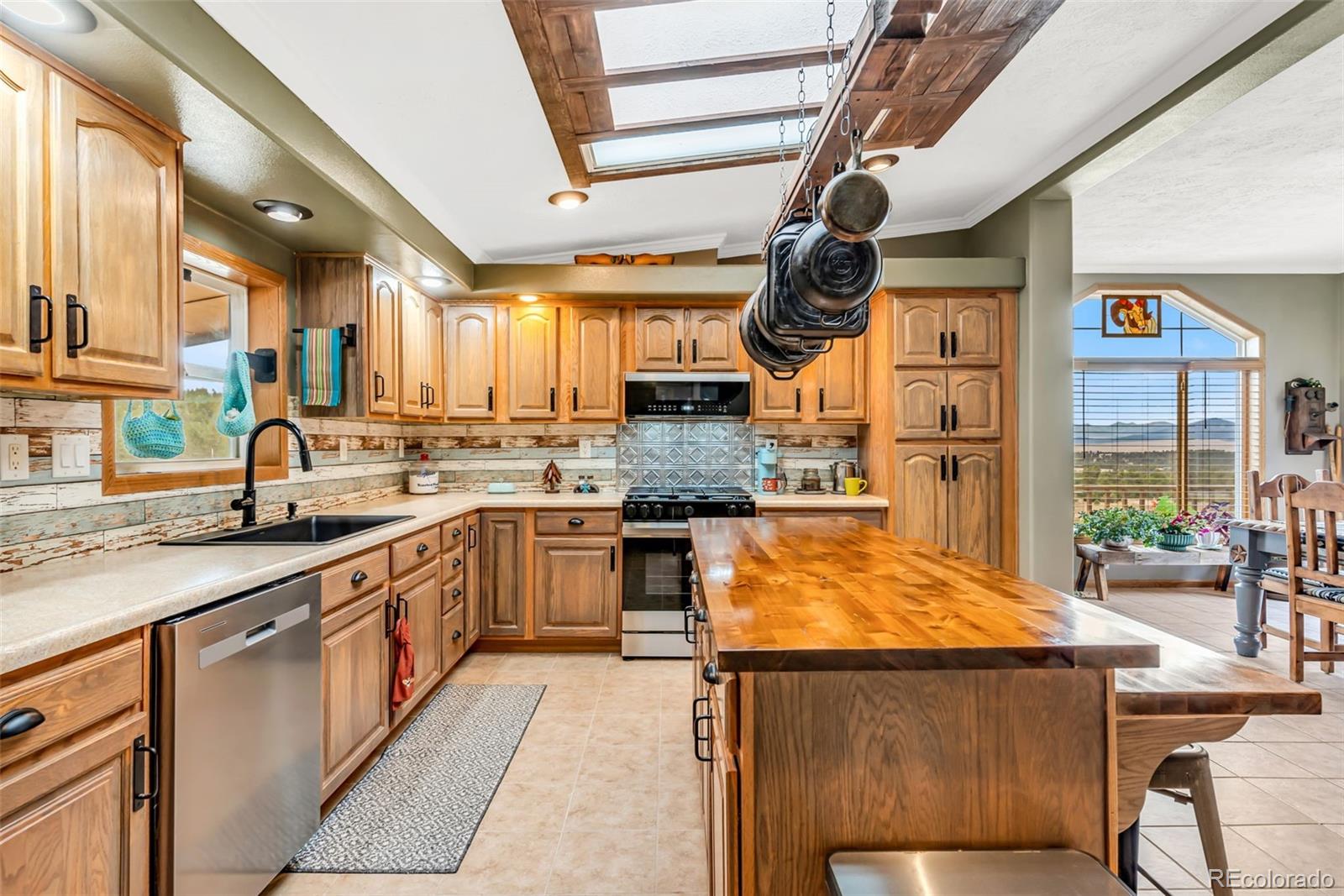 MLS Image #9 for    ,, Colorado
