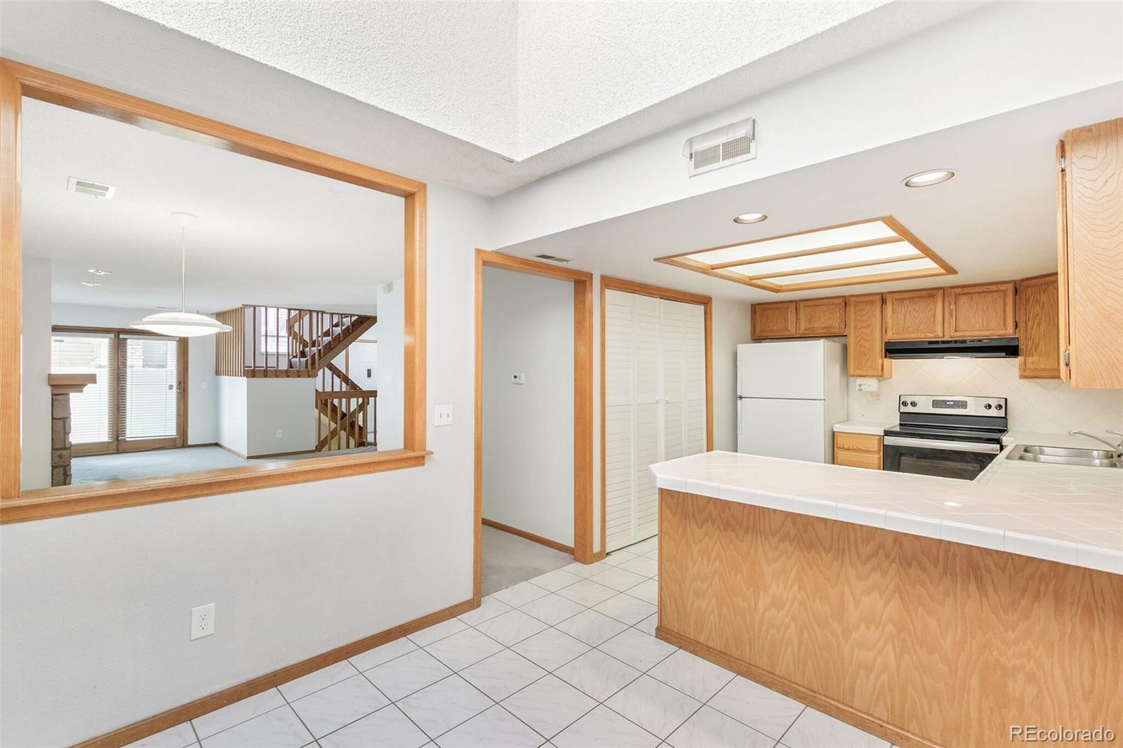 MLS Image #10 for 1350 s idalia street,aurora, Colorado