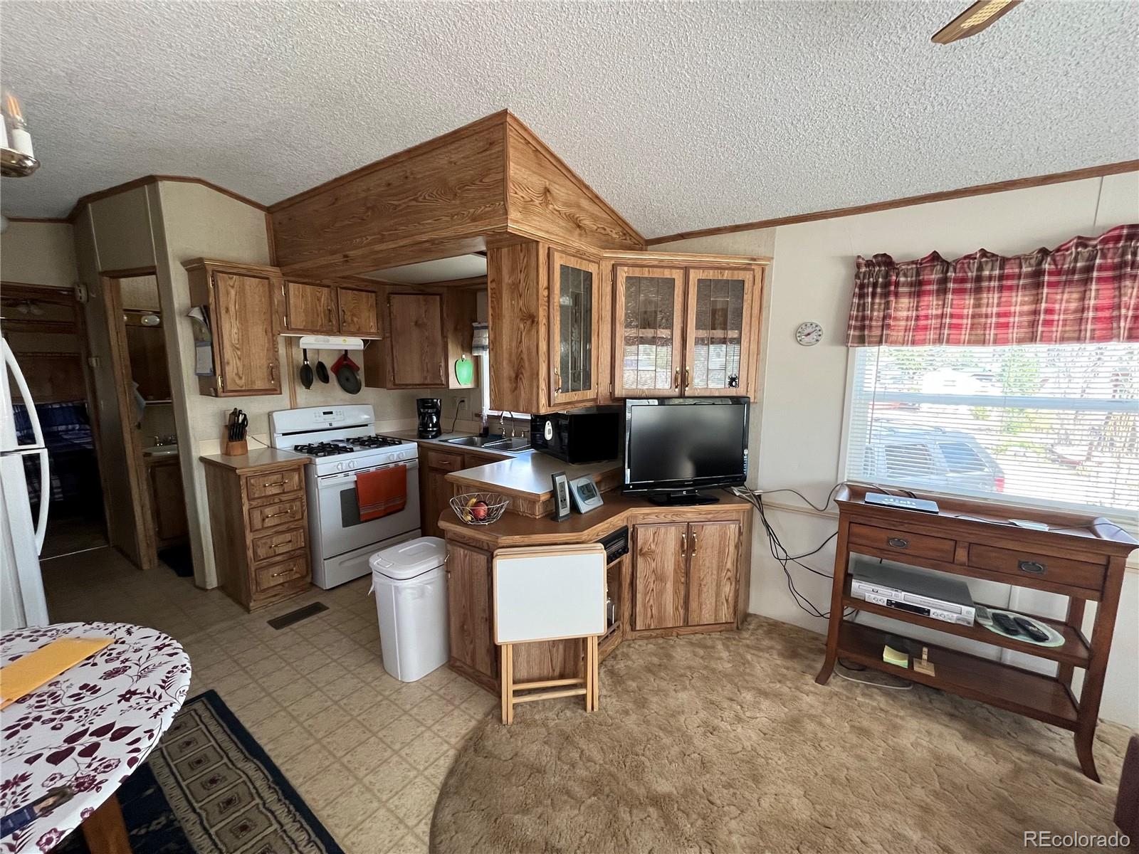 MLS Image #11 for 10795  county road 197 a ,nathrop, Colorado