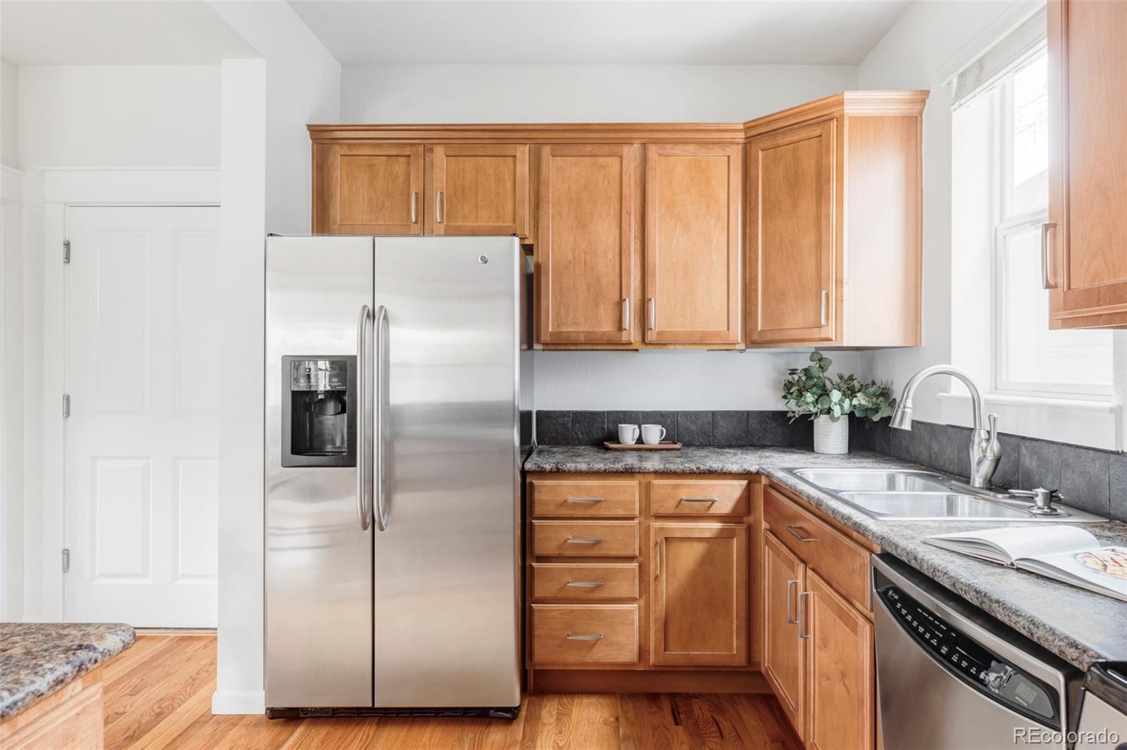 MLS Image #10 for 9124 e 29th place,denver, Colorado