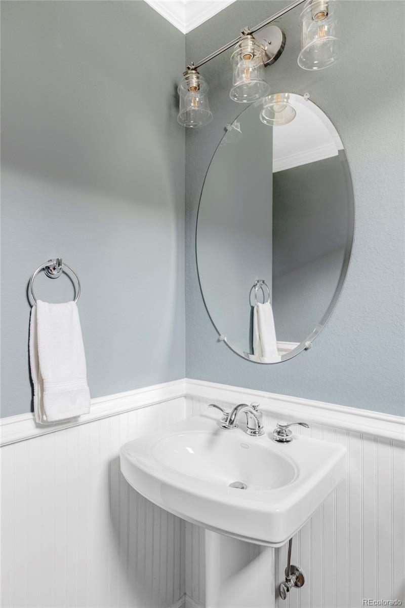 MLS Image #11 for 9124 e 29th place,denver, Colorado