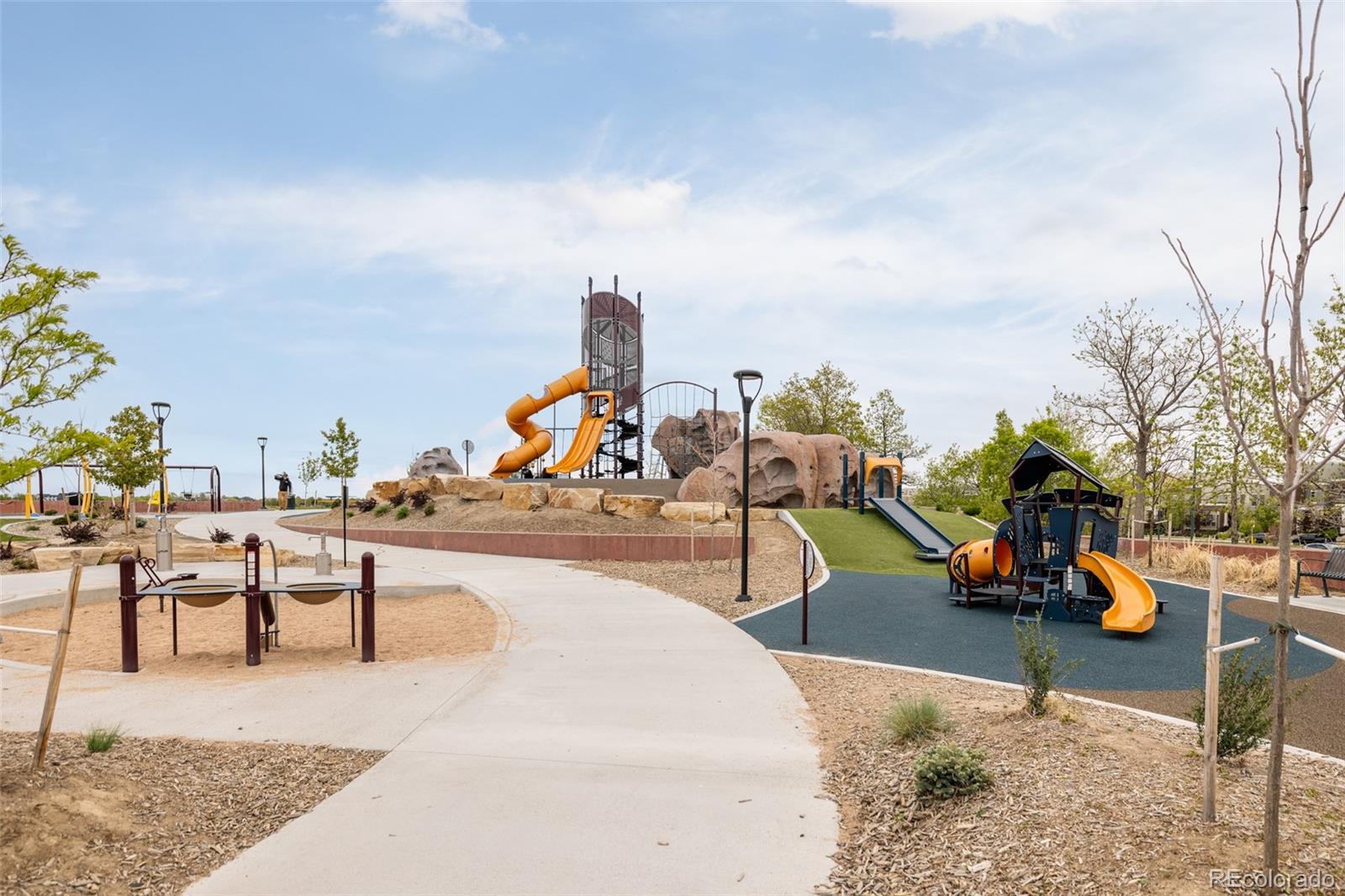 MLS Image #29 for 9124 e 29th place,denver, Colorado