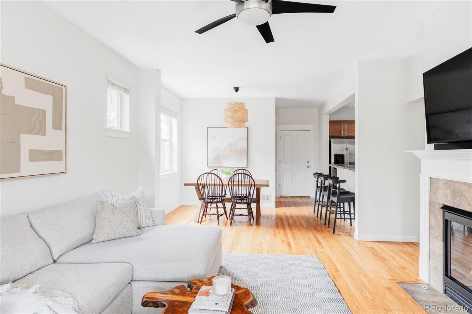 MLS Image #3 for 9124 e 29th place,denver, Colorado