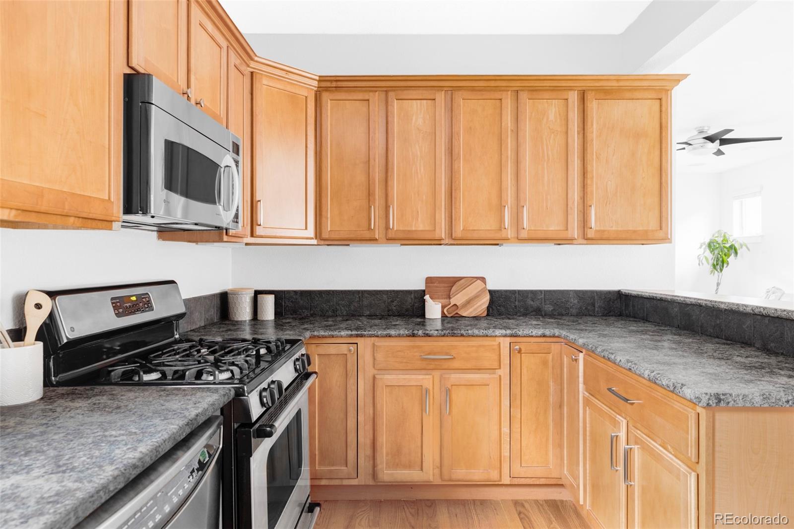 MLS Image #9 for 9124 e 29th place,denver, Colorado