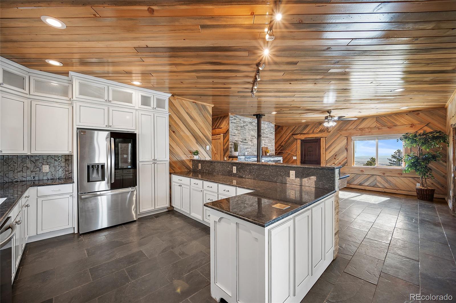 MLS Image #10 for 10739  arnold lane,rye, Colorado