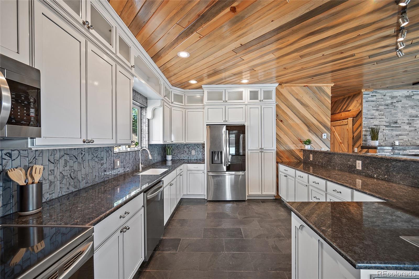 MLS Image #9 for 10739  arnold lane,rye, Colorado