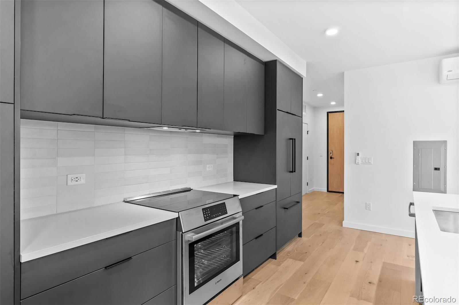 MLS Image #10 for 1601  park avenue,denver, Colorado