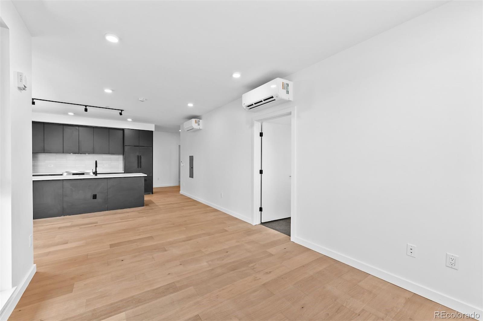 MLS Image #21 for 1601  park avenue,denver, Colorado