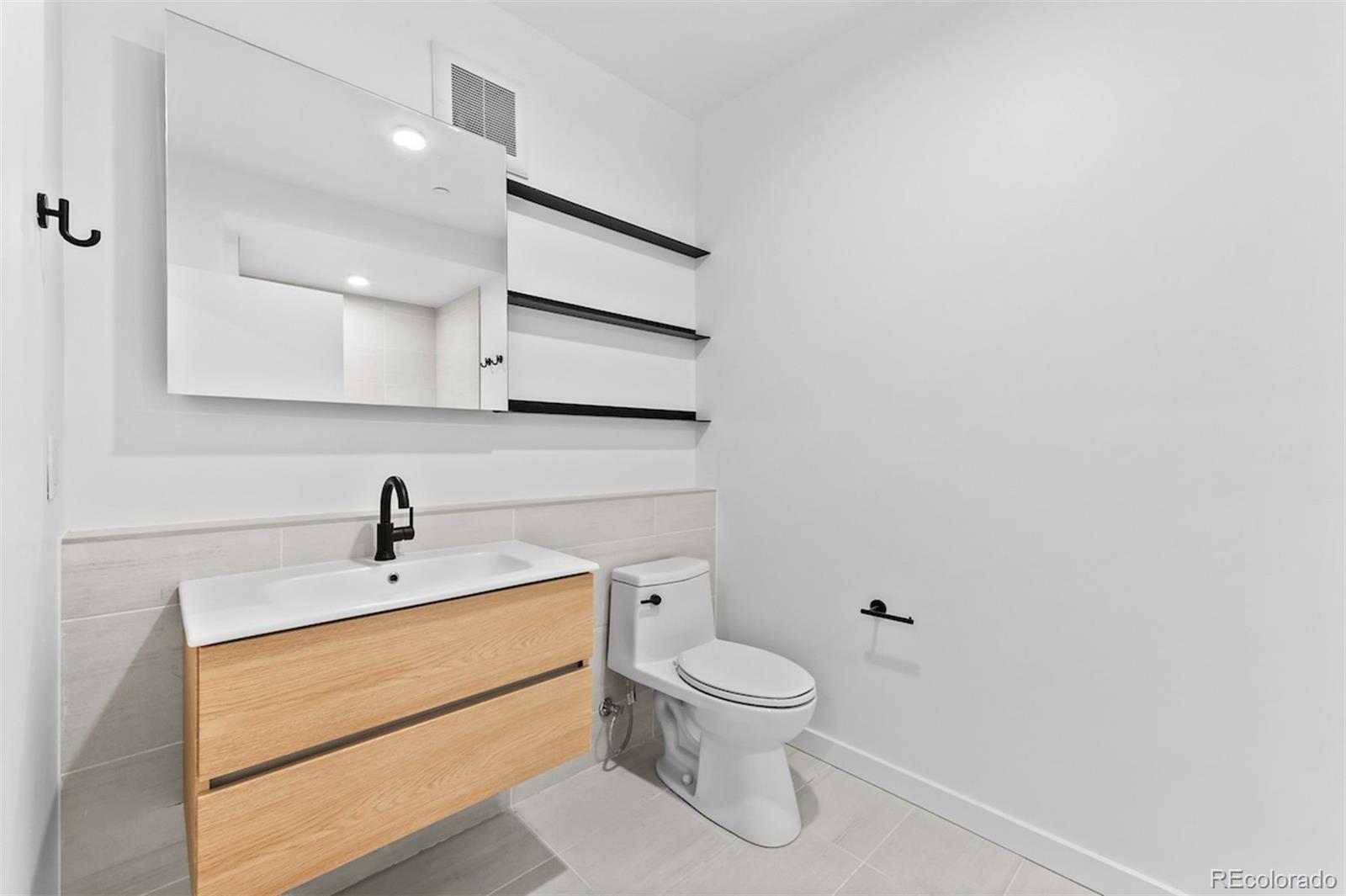 MLS Image #31 for 1601  park avenue,denver, Colorado