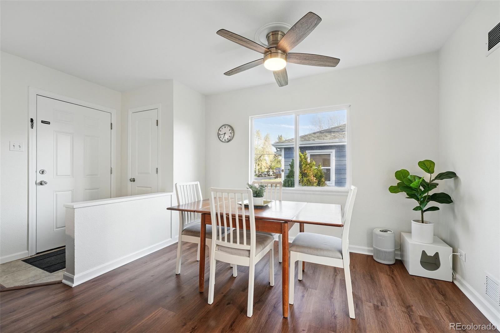 MLS Image #11 for 1711  spruce street,denver, Colorado