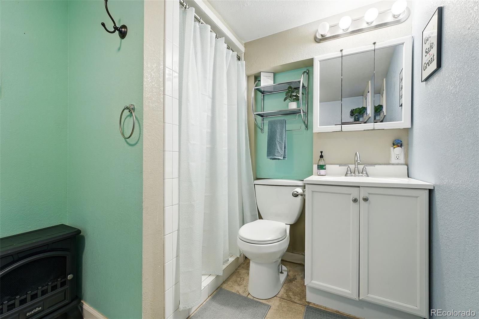 MLS Image #29 for 1711  spruce street,denver, Colorado