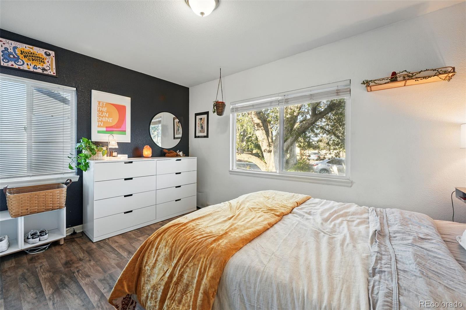 MLS Image #3 for 1711  spruce street,denver, Colorado