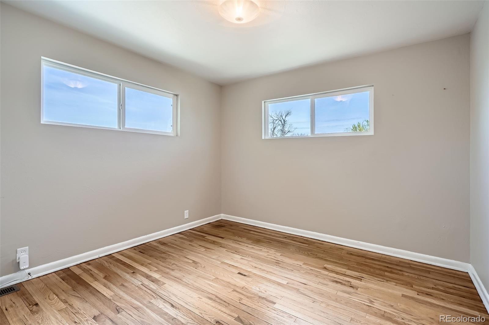 MLS Image #10 for 1559 s quieto court,denver, Colorado