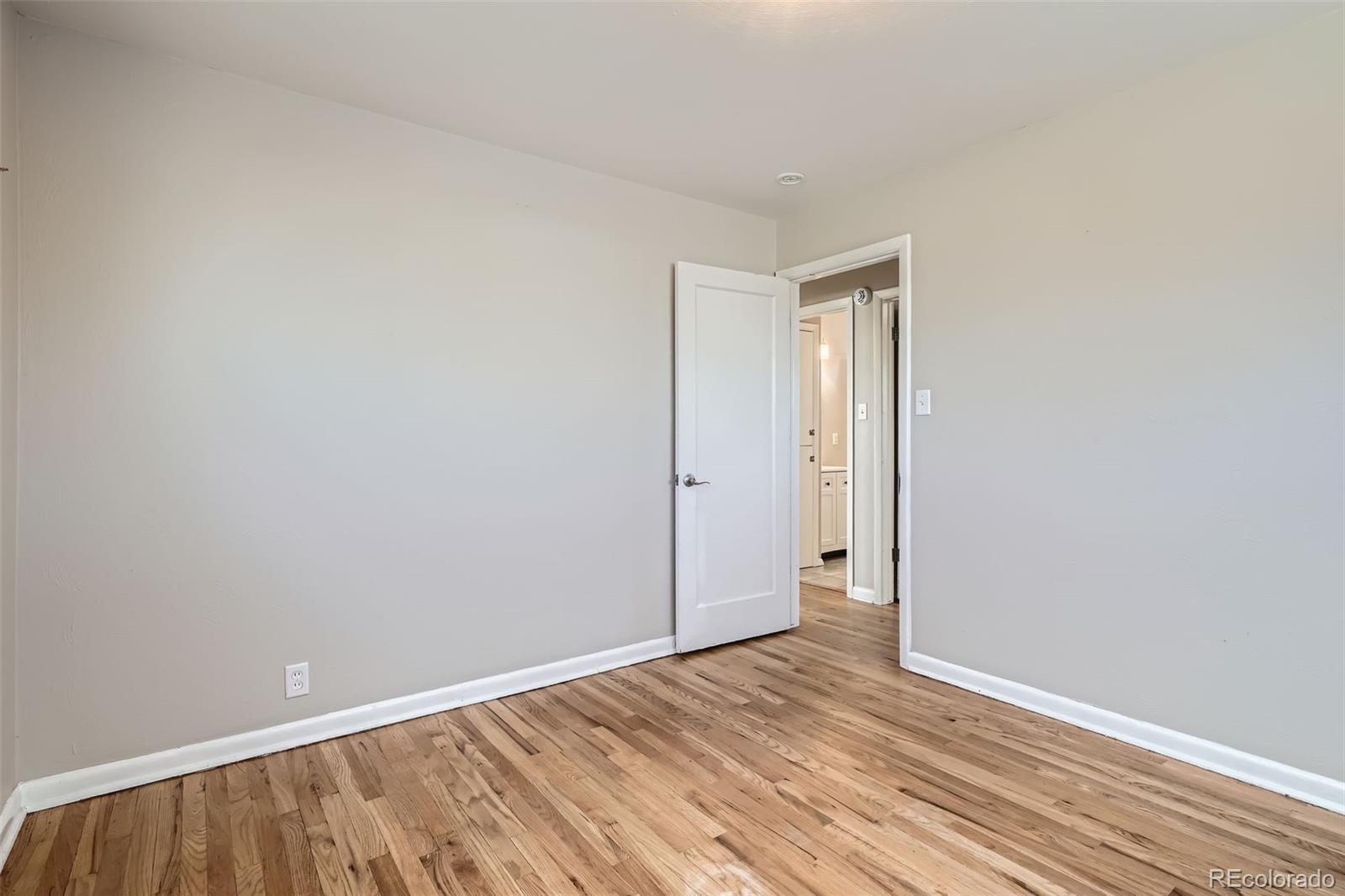 MLS Image #12 for 1559 s quieto court,denver, Colorado
