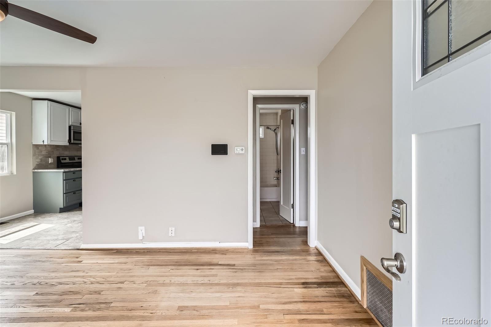 MLS Image #3 for 1559 s quieto court,denver, Colorado