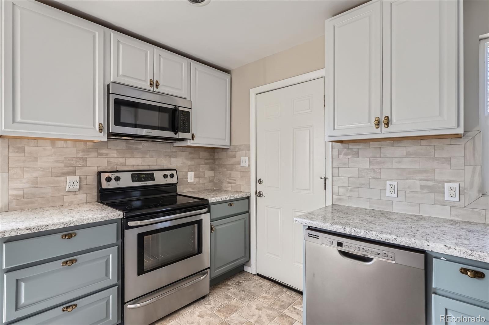 MLS Image #8 for 1559 s quieto court,denver, Colorado