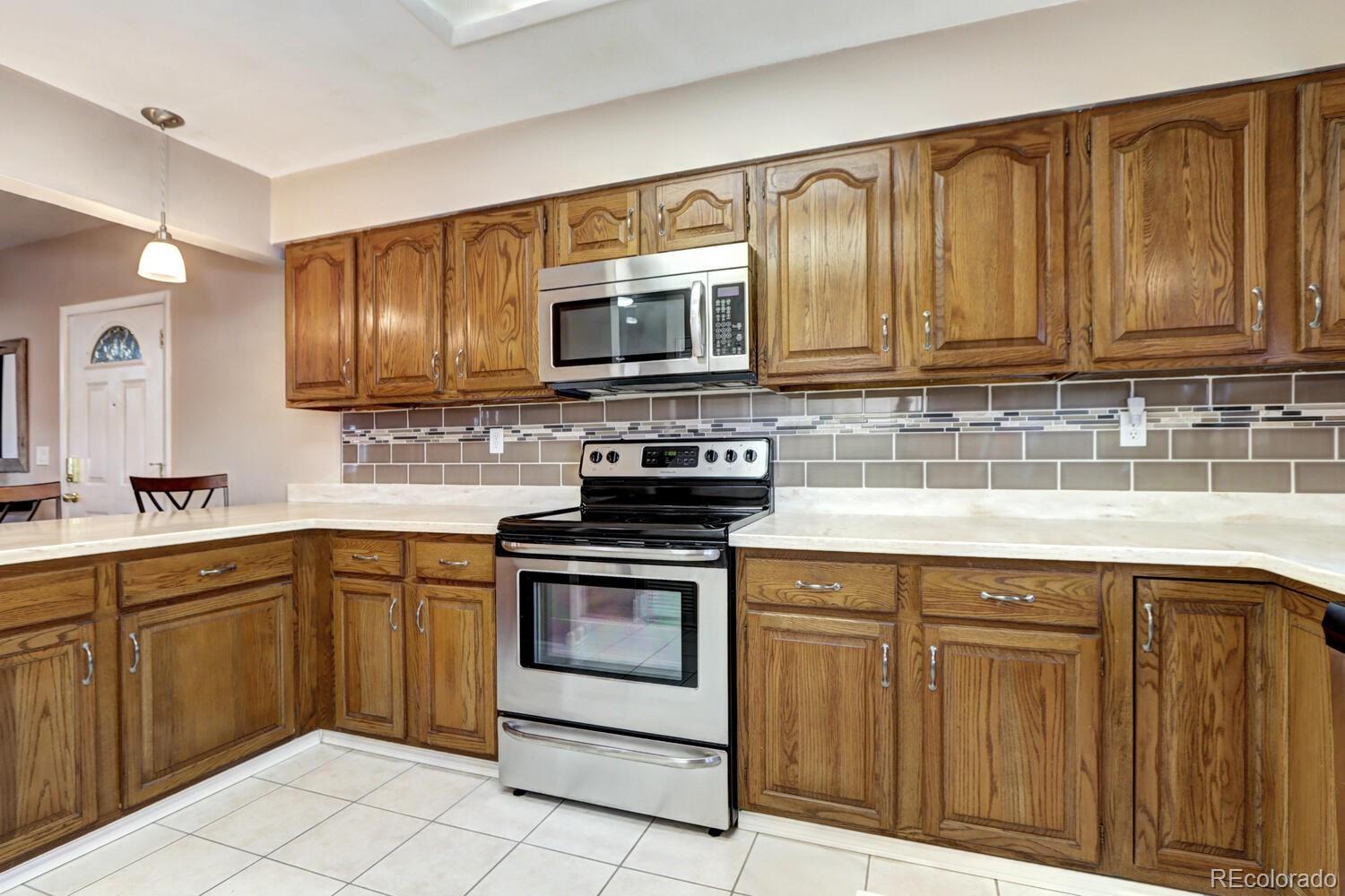 MLS Image #11 for 7877 s university way,centennial, Colorado