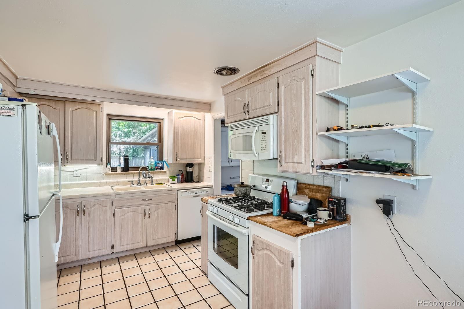 MLS Image #4 for 5600  dover street,arvada, Colorado
