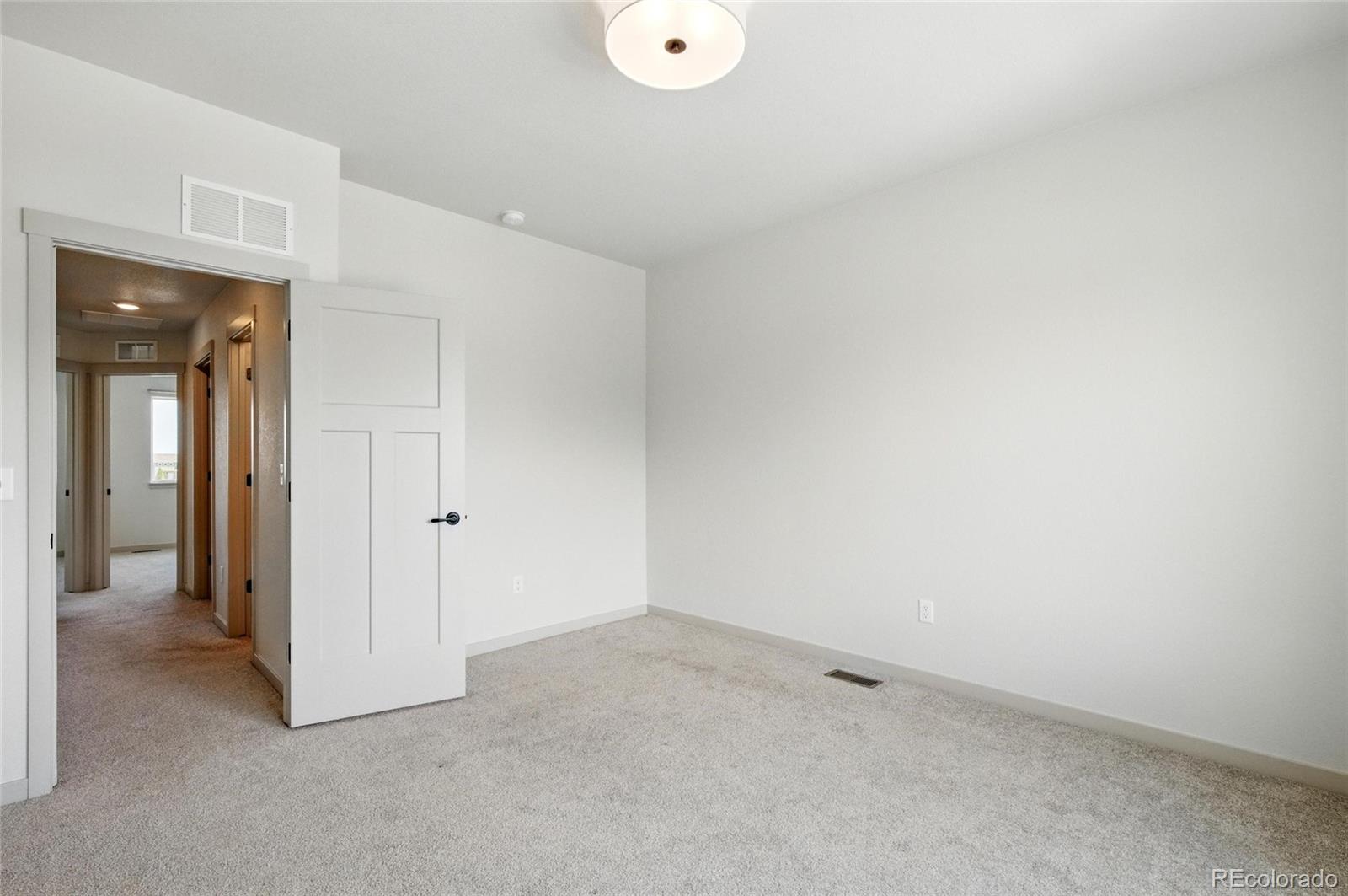 MLS Image #16 for 260 e 4th street,berthoud, Colorado