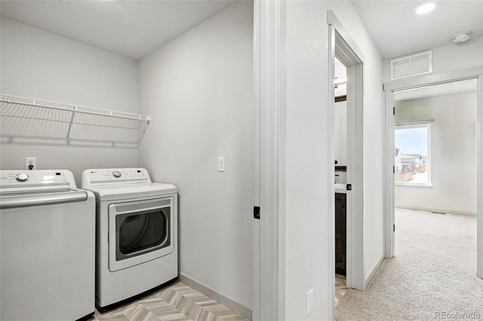 MLS Image #8 for 260 e 4th street,berthoud, Colorado