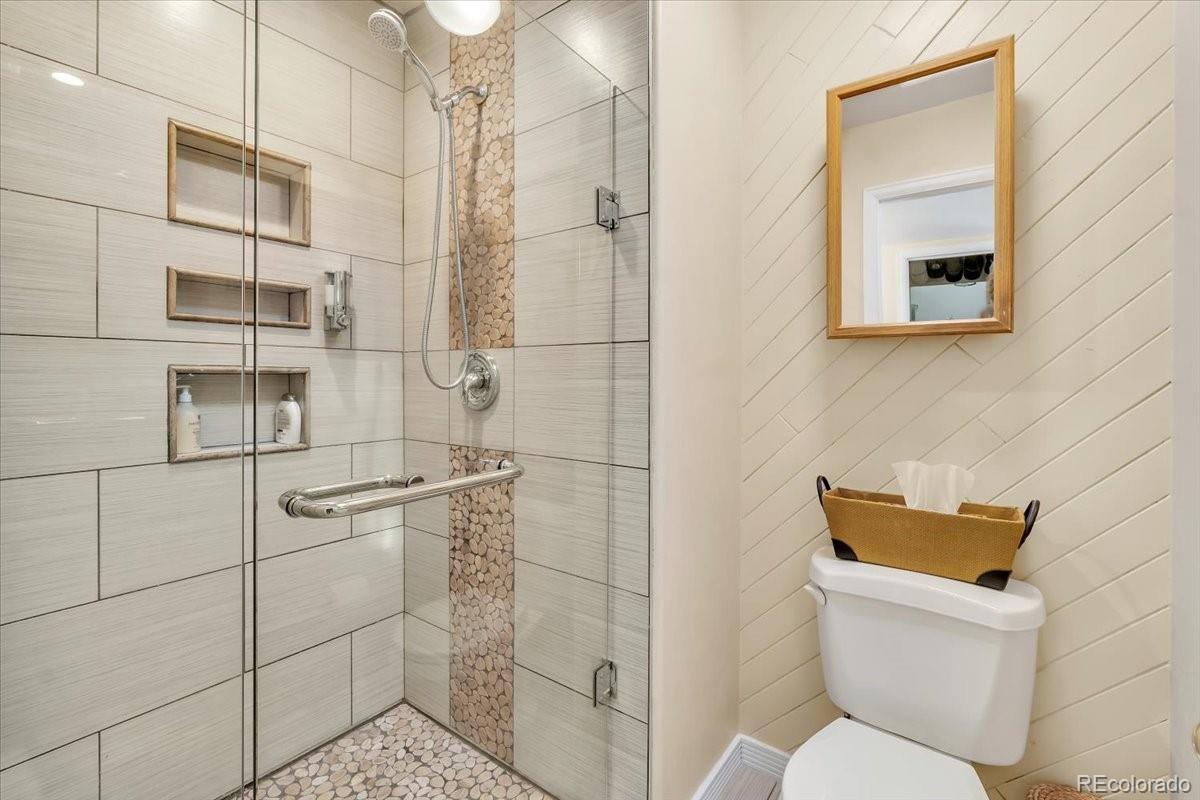 MLS Image #18 for 7019 s windermere street,littleton, Colorado