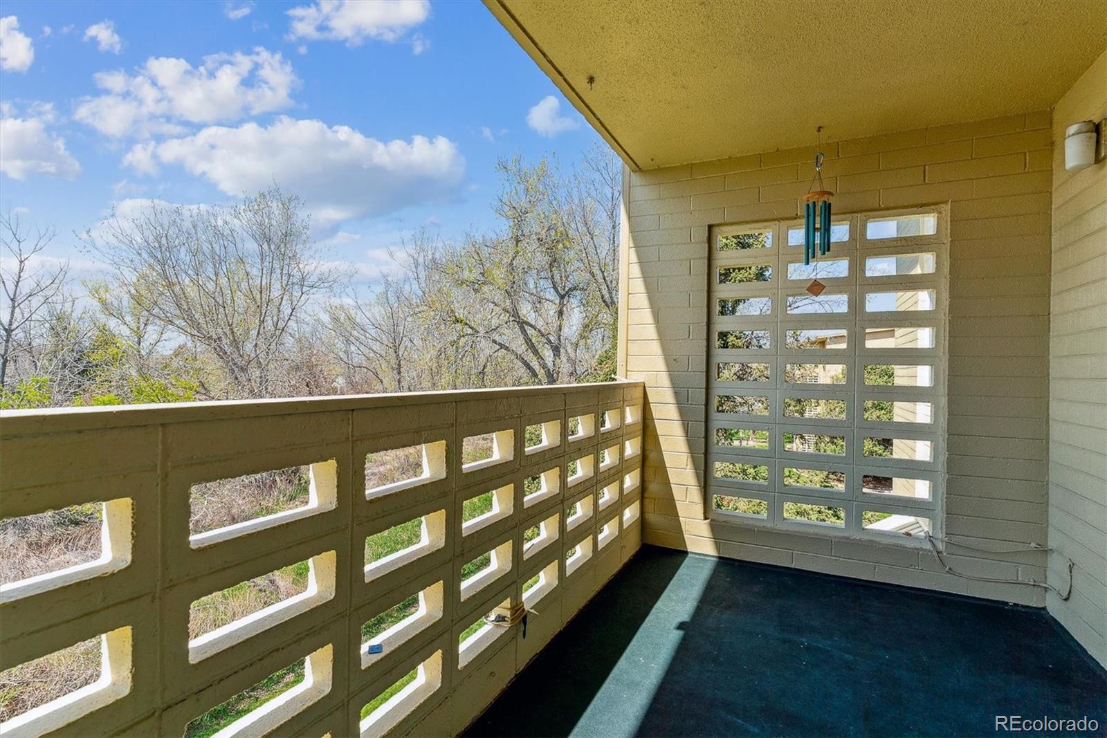 MLS Image #12 for 635 s alton way,denver, Colorado