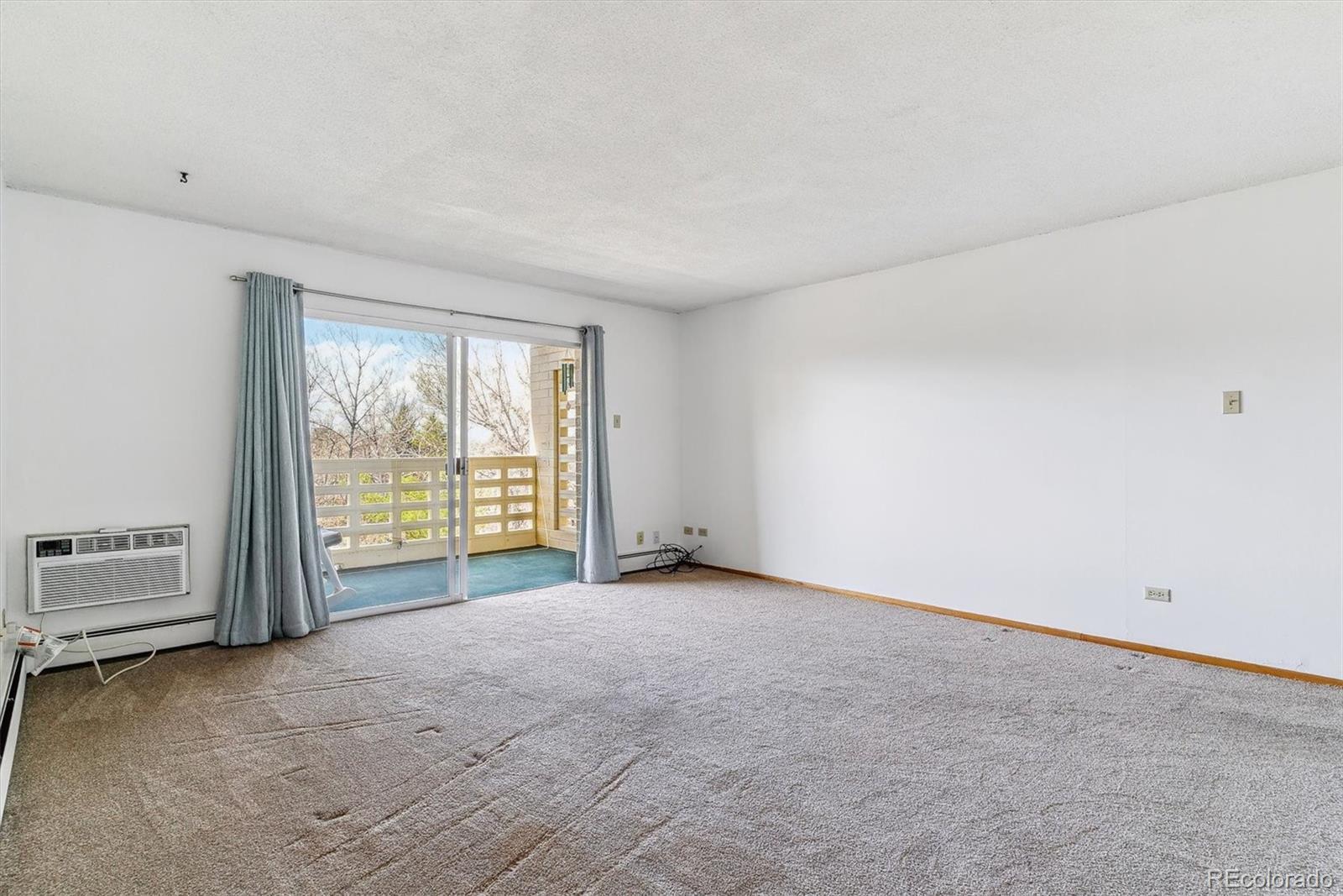 MLS Image #3 for 635 s alton way,denver, Colorado