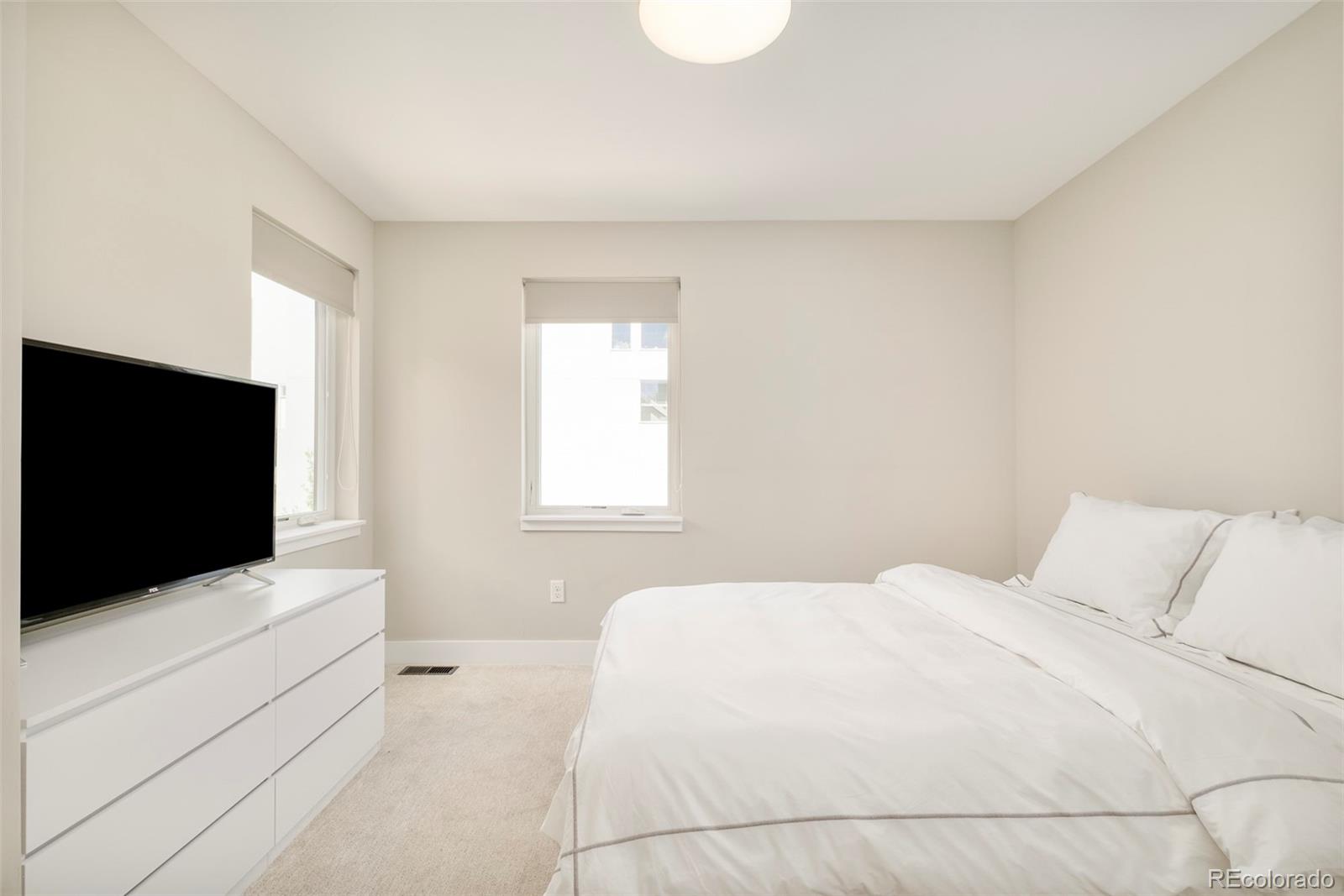 MLS Image #19 for 1945 w 34th avenue,denver, Colorado