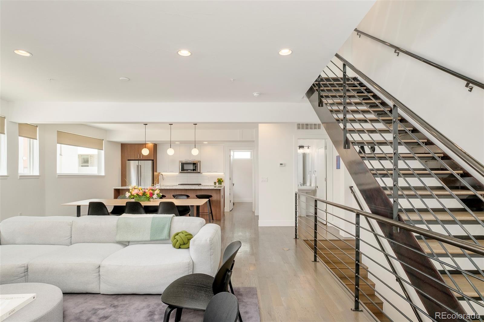 MLS Image #9 for 1945 w 34th avenue,denver, Colorado