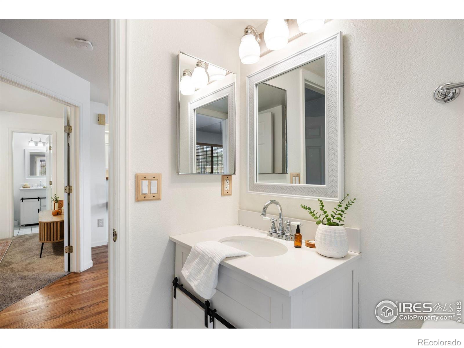 MLS Image #18 for 4819  white rock circle,boulder, Colorado