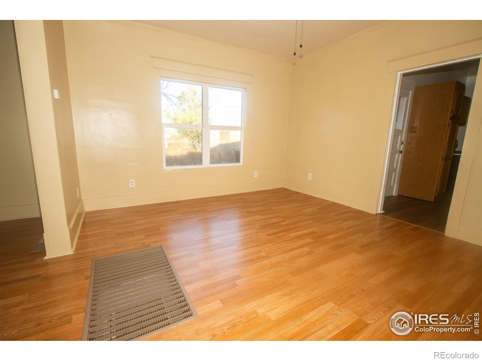 MLS Image #6 for 301 w park avenue,iliff, Colorado